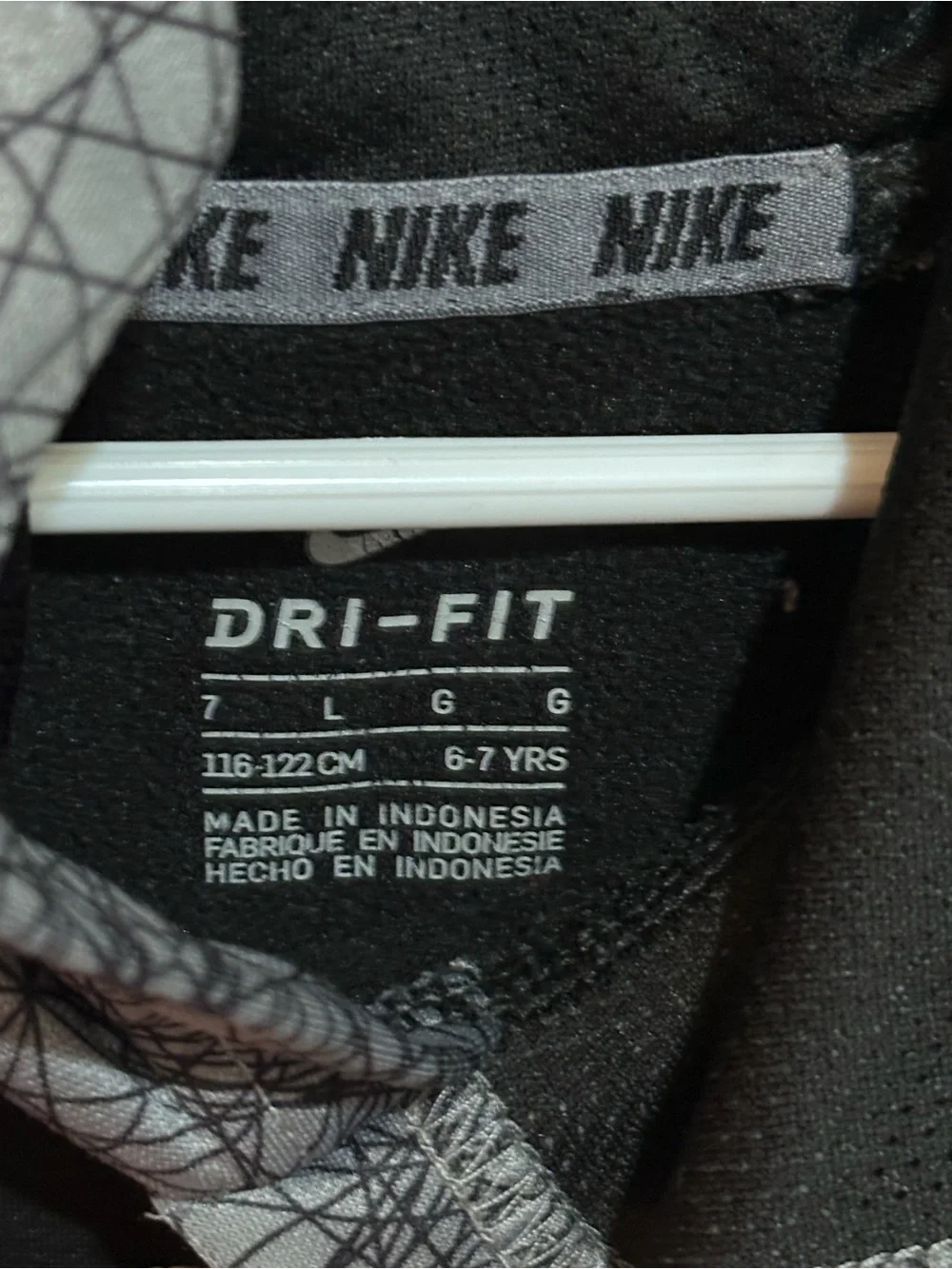 Nike Kids 6/7 Black & Gray Dri-FIT Hoodie and sweatpants